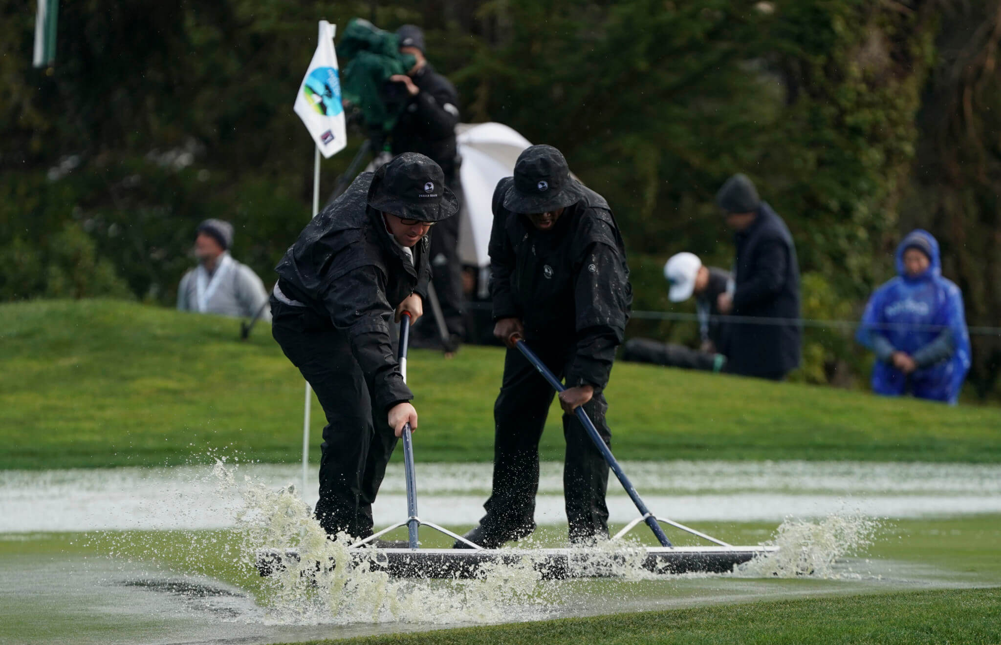 Caddies saw all four seasons at Pebble Beach on Sunday Caddie Network
