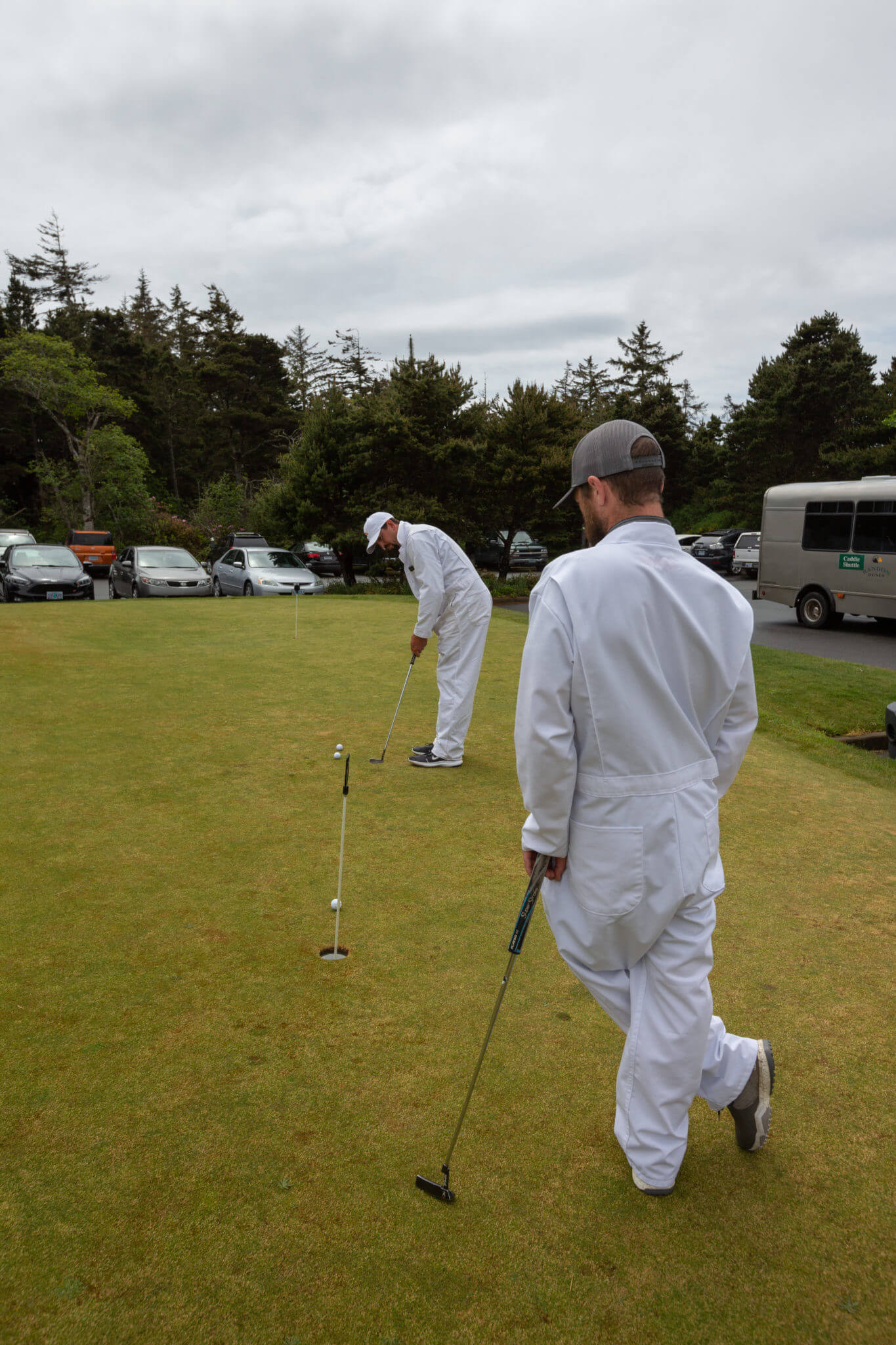 Bandon Dunes caddies set to partner up as competitors in U.S