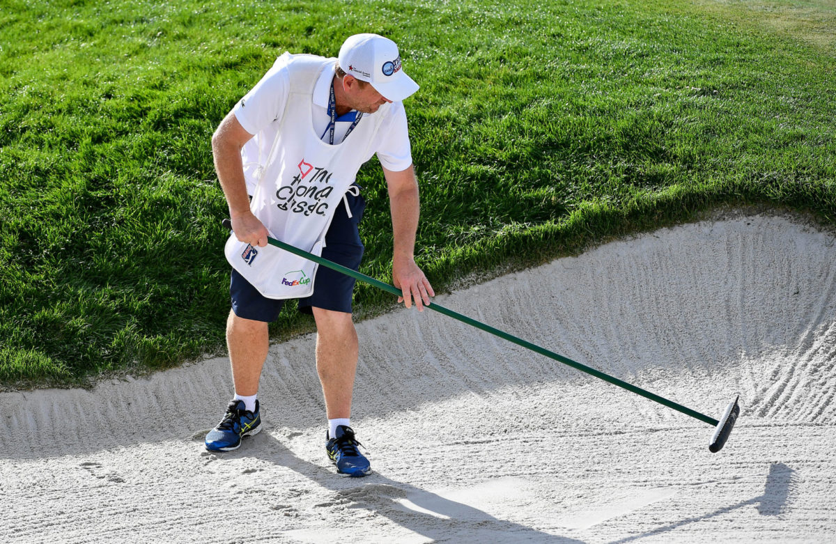 FAQ How do you properly rake a bunker? Caddie Network