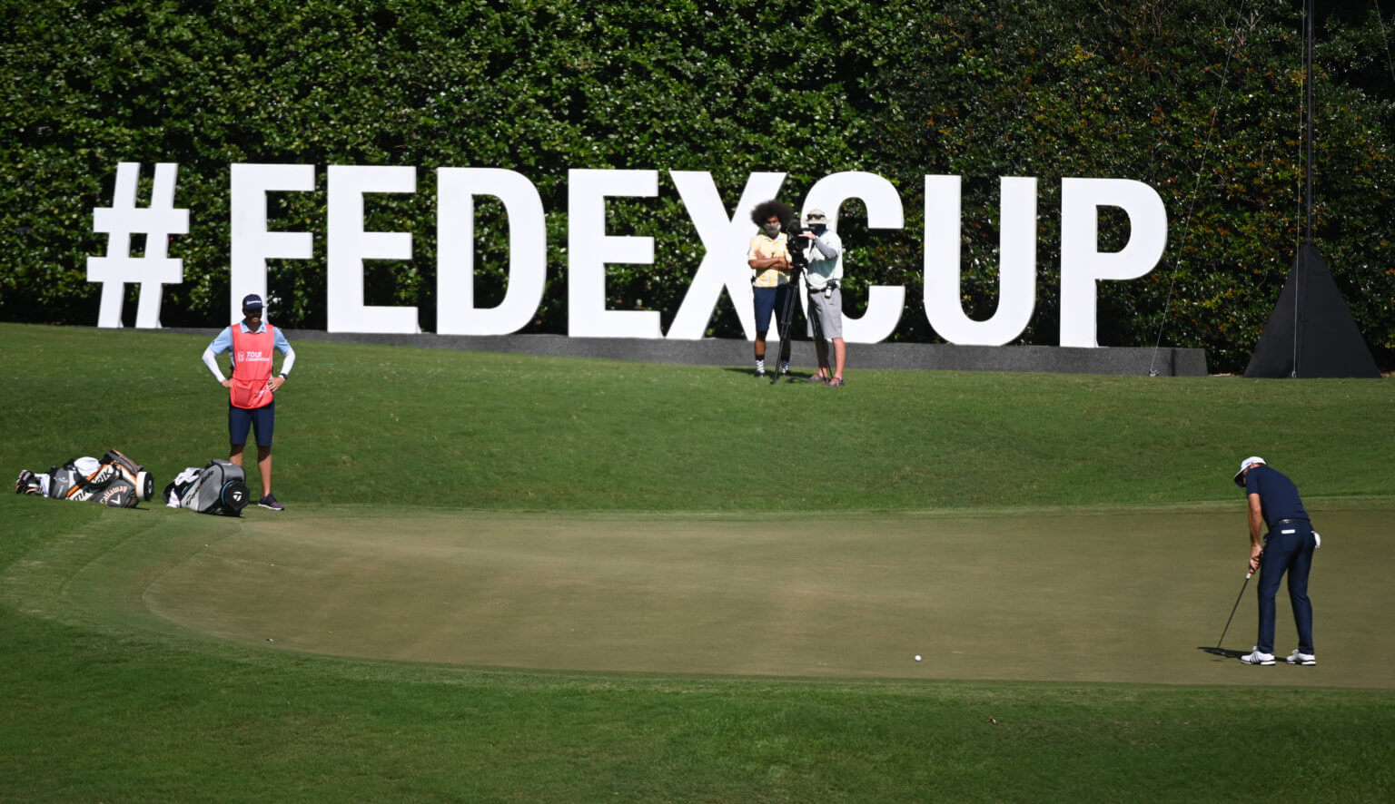 A local caddie's guide to all things Bandon Dunes Caddie Network