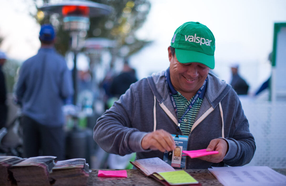 pga tour caddie yardage book